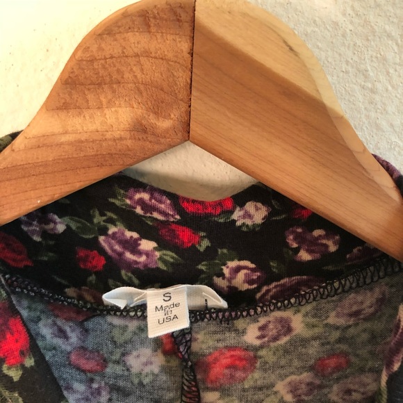 Cute mock turtleneck collar floral print dress! - Picture 4 of 5